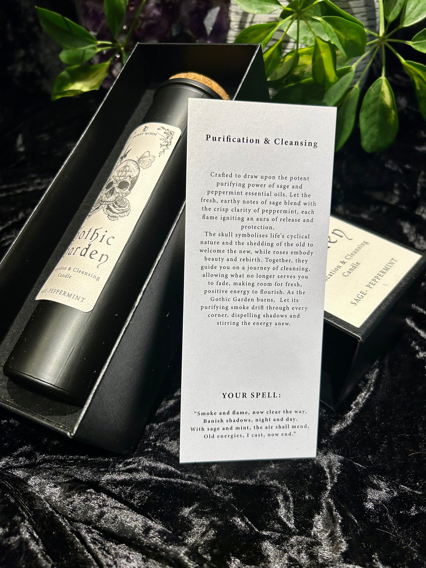 Ancient Witch Gothic Garden candle