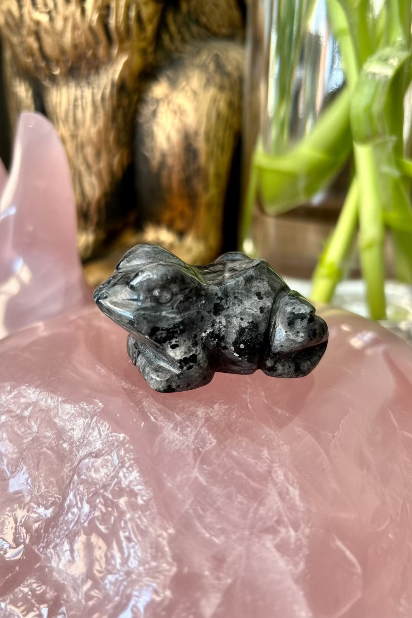Crystal frogs